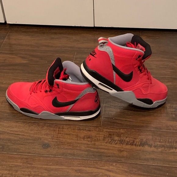 nike high top flights